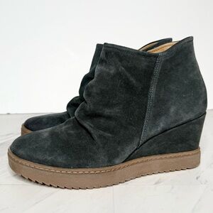 Sofft Siri Green Suede Scrunch Wedge Heel Bootie 9 1/2 M